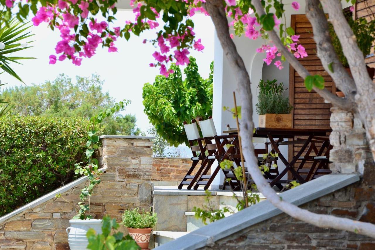 Beach House Set In A Beautiful Bay Karystos  Ngoại thất bức ảnh